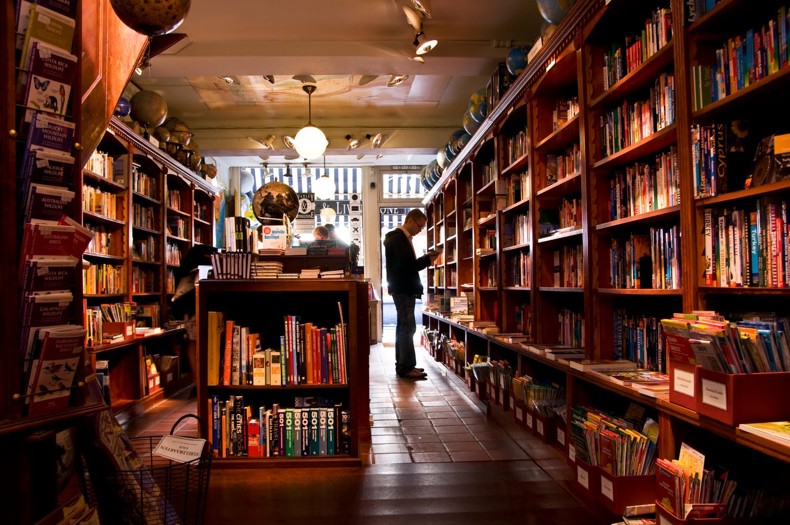 Bookstore Inner